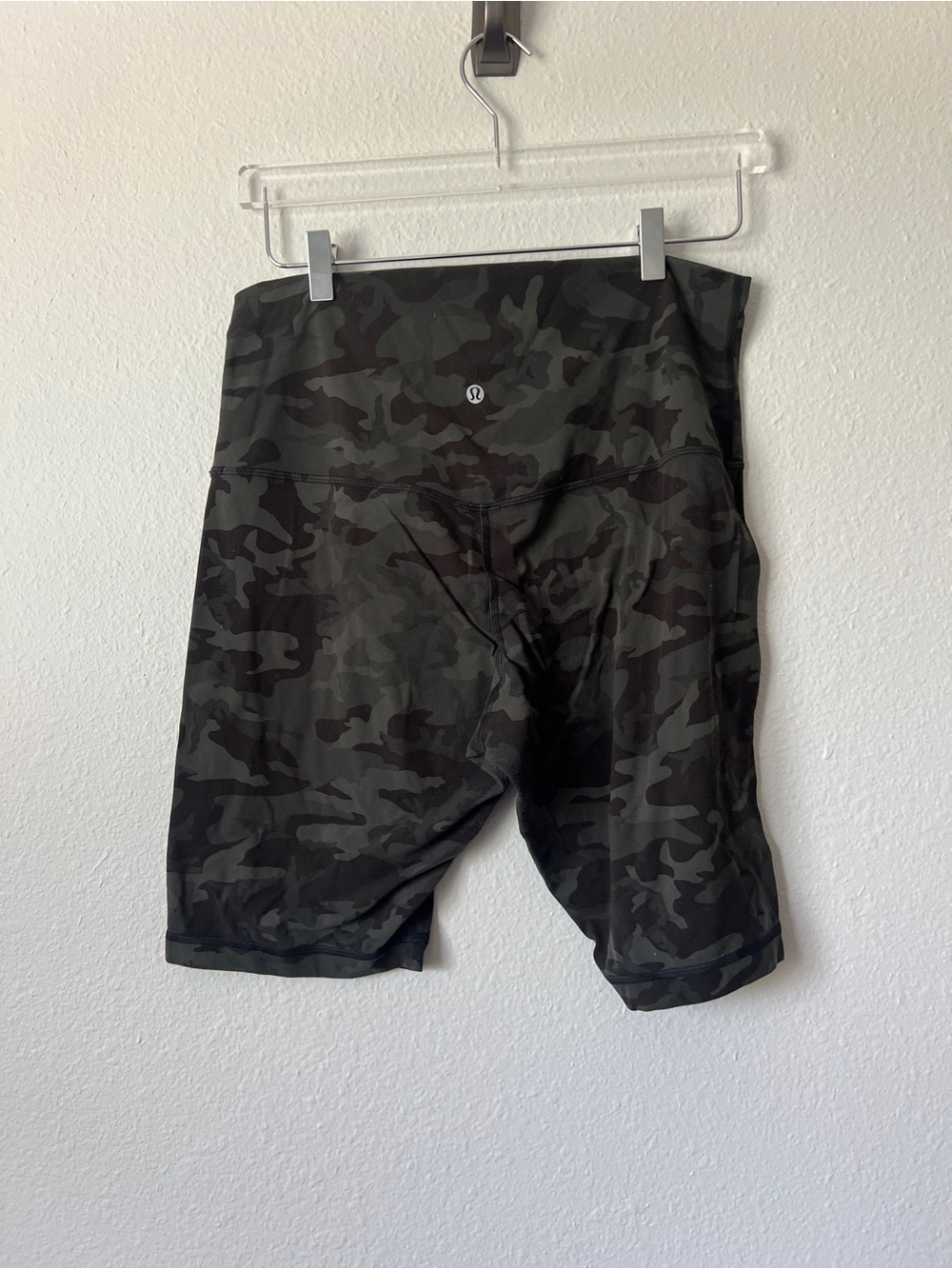 Lululemon Align Super High Rise Short *10" (Incognito Camo Multi Gator Green) 14 - Picture 4 of 4